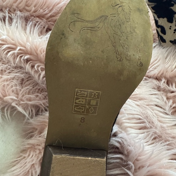 Espresso and white Myra bootie - Picture 3 of 3